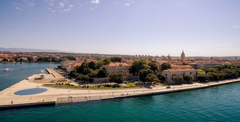 croatia-hep-solar-power-plant-zadar-crno