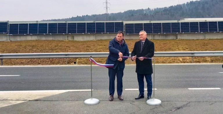 Slovenija otvorila prvu solarnu elektranu pored autoputa