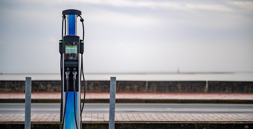 Globalna prodaja električnih vozila dostigla rekordan udeo od 25,5 odsto