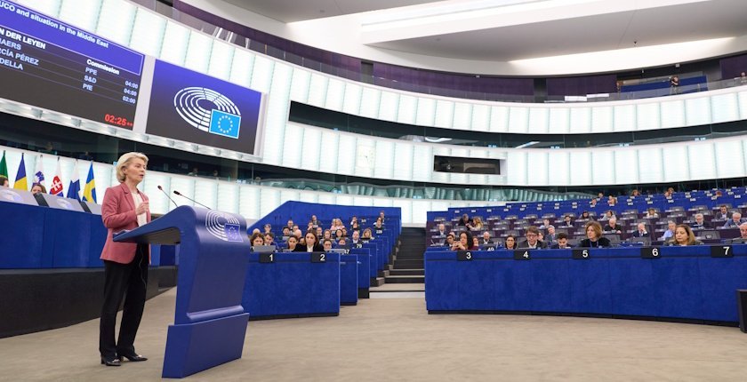 Von der Leyen: EU considering natural gas price cap to curb electricity prices