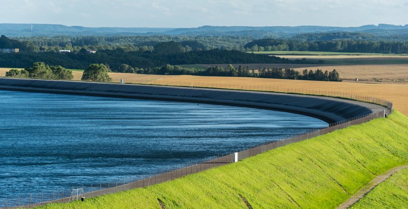 Renewable Energy Lake next to stunnig landscapes in the summerime