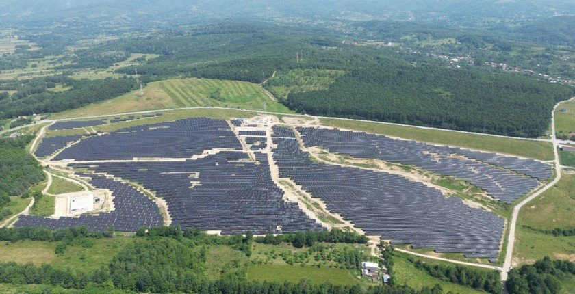 Chinese Astronergy commissions 31 MW solar park in Romania, plans 14.4 MW BESS