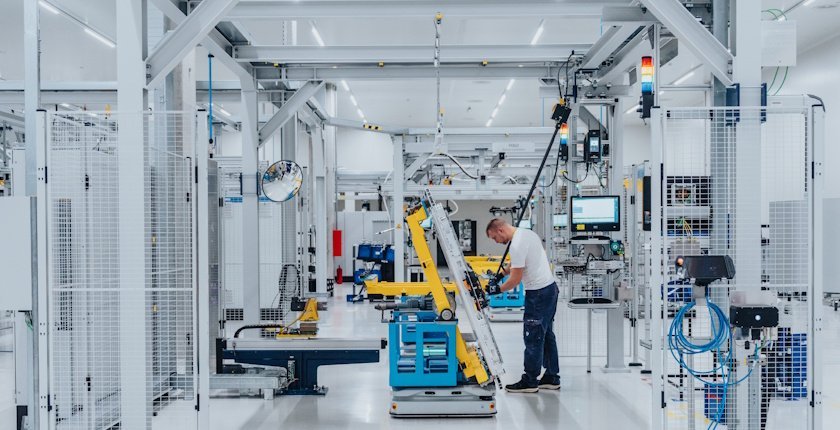 croatia-rimac-technology-new-bmw-i7-sedan-battery