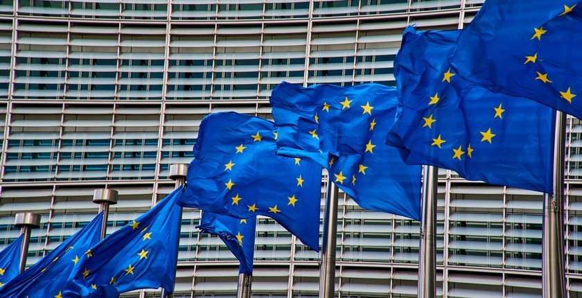 European Commission seeks to tackle rising fossil fuel costs with electrification, clean energy